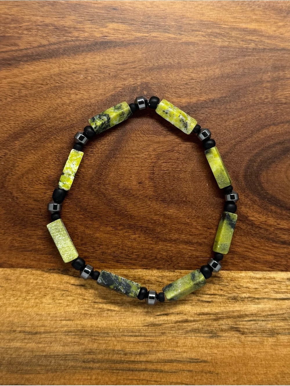 ✨ Handmade Serpentine Stretch Bracelet ✨